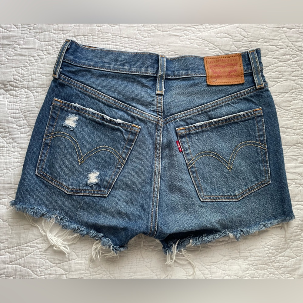 EUC Levi's Denim 501 Shorts
